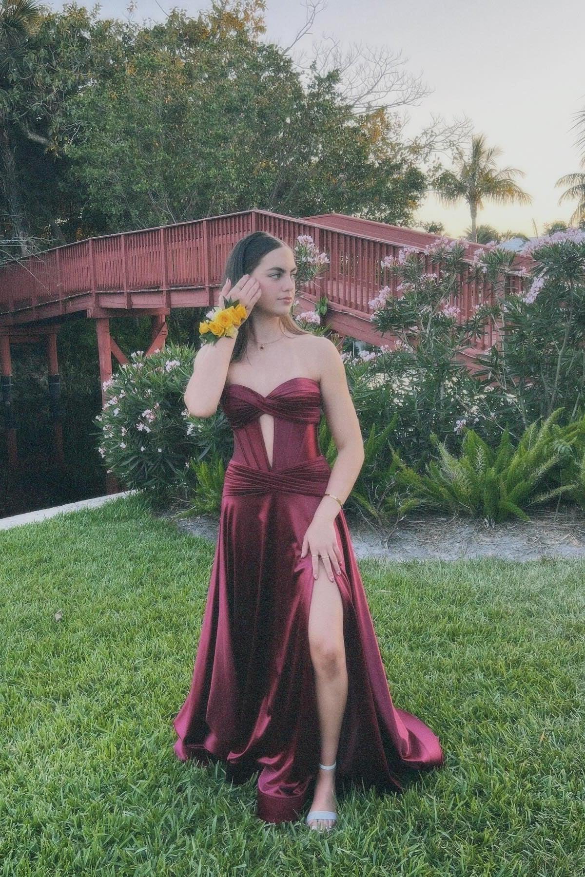 Leif | Vestido largo de gala azul real con escote corazón y abertura en la espalda