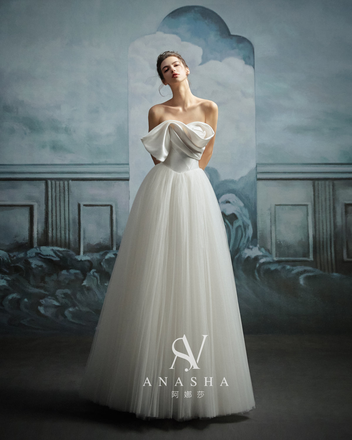 Modern Strapless Satin Bow Ball Gown Wedding Dress with Tulle Skirt & Chapel Train