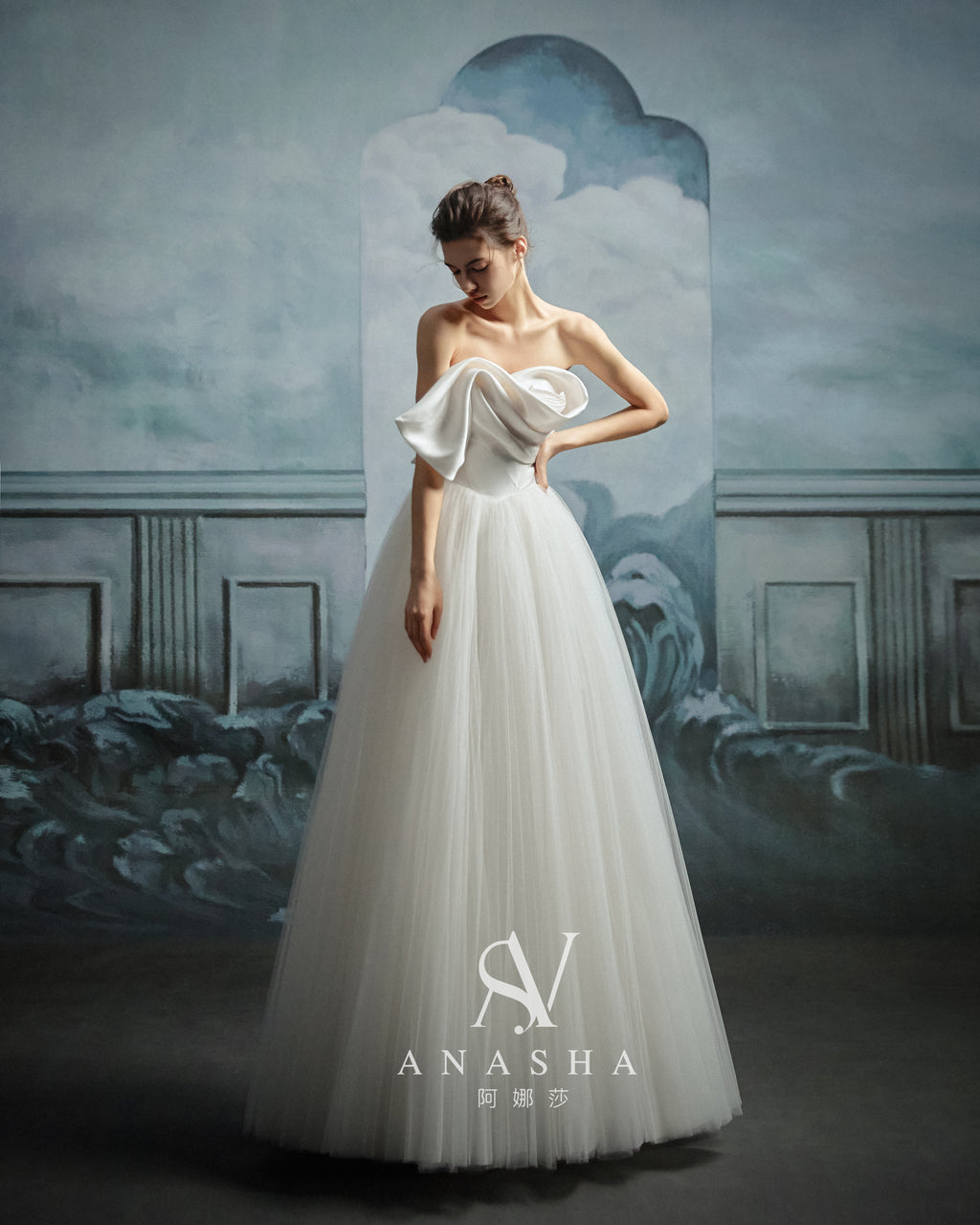 Modern Strapless Satin Bow Ball Gown Wedding Dress with Tulle Skirt & Chapel Train