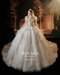 Abito da sposa reale con maniche a sbuffo, perline, gonna a palloncino, strascico a cattedrale e colletto vistoso