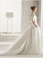 Langes A-Linien-Brautkleid mit Bateau-Ausschnitt und halblangen Ärmeln aus Polyester mit rückenfreiem Schnitt und Taschen
