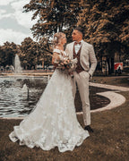 Abito da sposa lungo a linea ad A con scollo a barca e fiori tridimensionali, applicazioni di pizzo