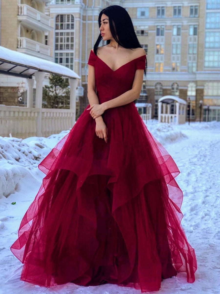 Robe de soirée longue évasée, épaules dénudées, en tulle duveteux, col en V, pour bal ou cérémonie
