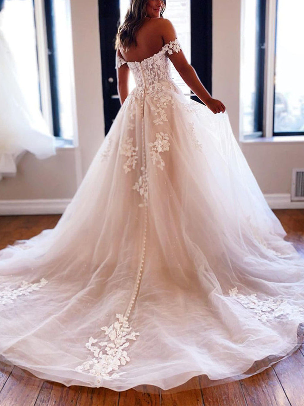 Robe de bal longue en tulle blanche à dentelle, décolletée et évasée en A, tenue de soirée formelle