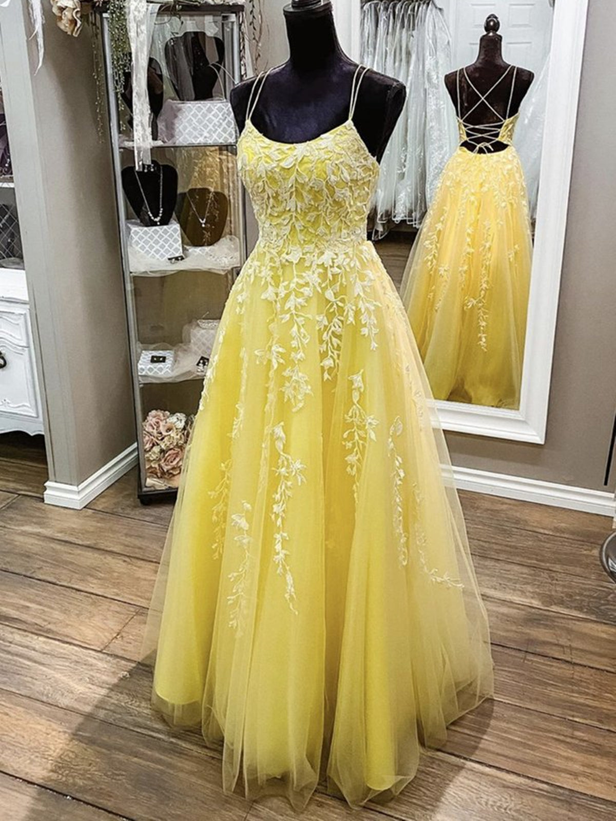 Robes longues de bal formelles en tulle, dos nu, en ligne A avec encolure dégagée
