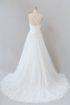 Abito da sposa lungo a linea ad A con spalline sottili, applicazioni e schiena scoperta in tulle