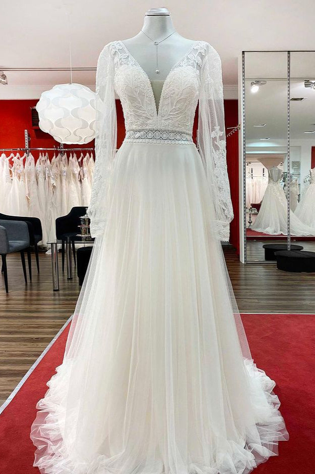 Vestido de novia largo de corte A con escote en forma de corazón, tul, cuentas, apliques de encaje y mangas