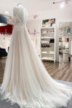 Vestidos de novia largos de tul con corte A, espalda abierta, cuello halter, sin mangas y encaje