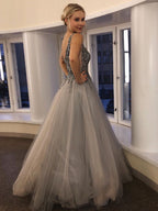 Robe longue trapèze à col en V, dos nu en tulle, ornée de perles, pour bal, cérémonie formelle et soirée de remise de diplômes