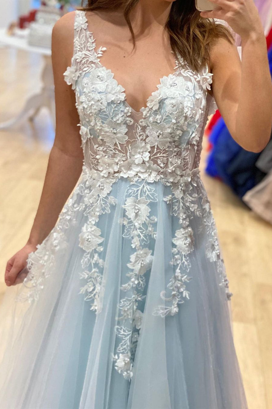 Robe longue en ligne A à col en V avec dentelle en tulle et fleurs 3D pour bal de fin d'études formel