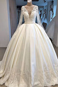 Robe de mariée longue en satin à col en V avec manches