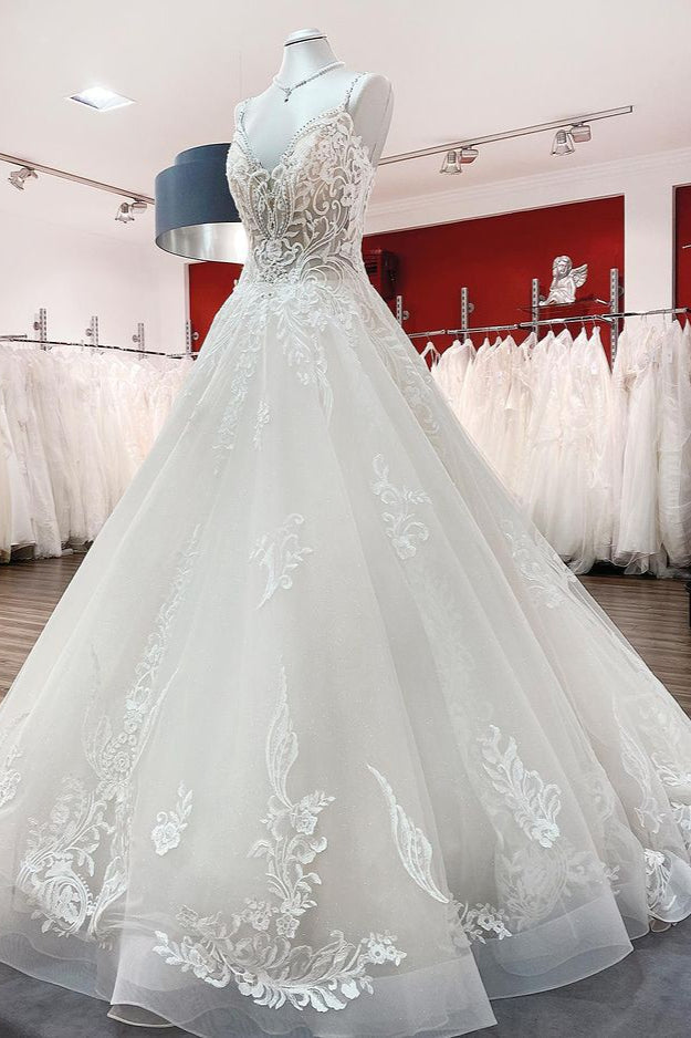 Abito da sposa lungo a palloncino con scollo a V, spalline sottili e pizzo in tulle