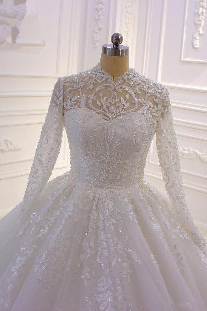 Vestido de Noiva com Gola Alta, Aplicações e Renda, Modelo de Baile com Mangas Longas