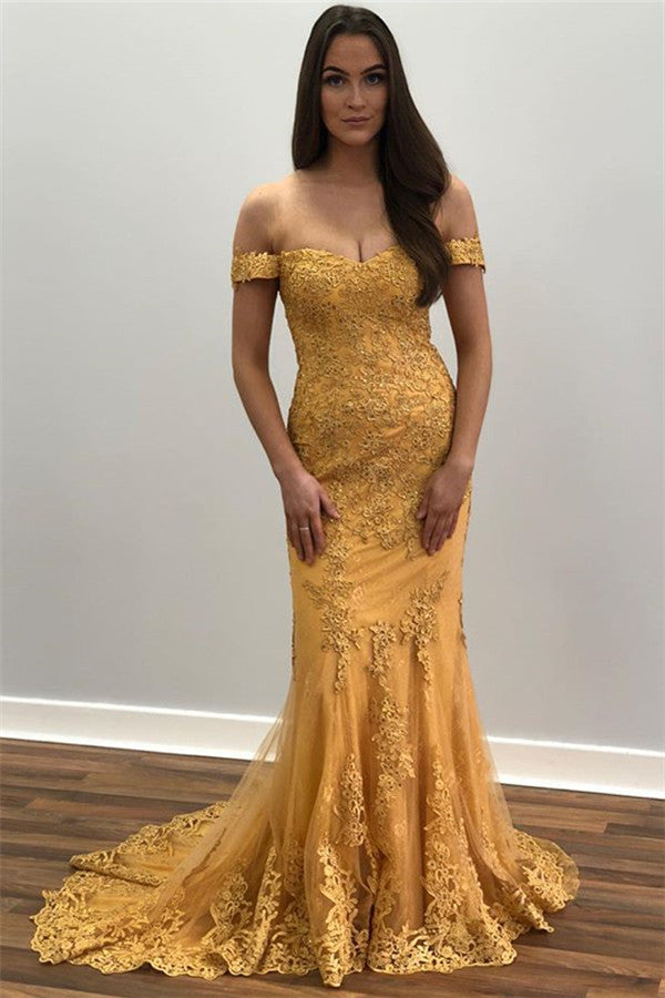 Robe de bal dorée longue sirène en dentelle à épaules dénudées