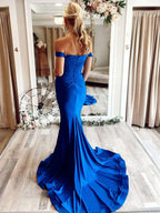 Vestido longo de cetim azul real para baile, estilo sereia, com decote ombro a ombro, para ocasiões formais à noite