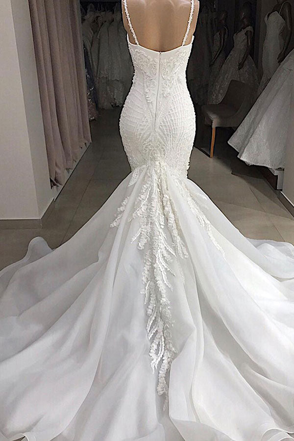 Robe de mariée longue sirène à fines bretelles avec appliques en dentelle