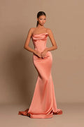 Vestidos de fiesta formales de corte sirena largo sin tirantes con tirantes finos