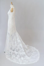 Vestido de novia largo de sirena con escote en forma de corazón y encaje sin espalda