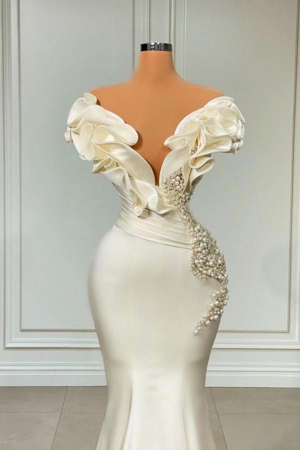 Robe de bal longue en satin à décolleté cœur style sirène