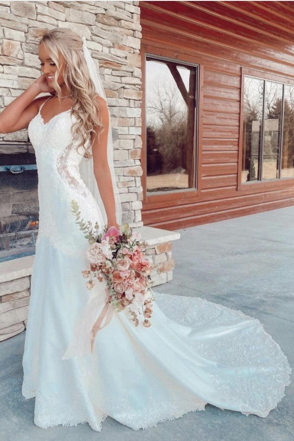 Vestido de novia largo de sirena con escote en V, tirantes finos, apliques de encaje
