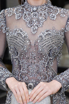 Vestidos de noite de manga comprida com lantejoulas de sereia e gola alta
