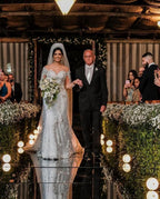 Robe de mariée en tulle à manches longues, style sirène, décolletée épaules nues avec dentelle appliquée