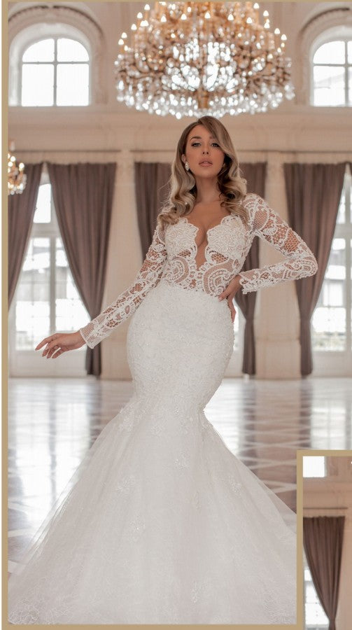 Long Sleeve Mermaid Lace Wedding Dress With Chapel Train