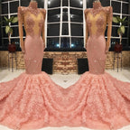 Vestido de Baile Rosa de Manga Comprida com Aplicações de Sereia e Fundo com Flores