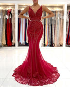 Robe de bal sirène longue en tulle avec col en V, dos ouvert et dentelle scintillante