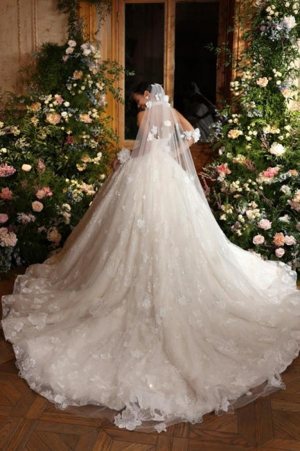 Robe de mariée luxueuse longue ivoire princesse en ligne A sans manches scintillante avec dentelle