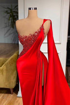 Robe de soirée sirène fendue rouge unique et somptueuse sans manches