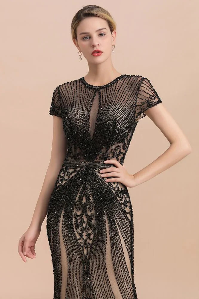 Vestido de Festa Preto Luxuoso com Contas, Estilo Sereia, Mangas Curtas com Ombreiras