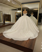 Vestido de novia de lujo con escote en forma de corazón y purpurina