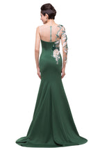 Robe de bal sirène longue jusqu'au sol à une épaule
