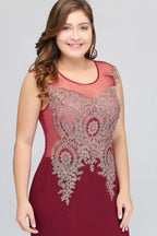 Vestidos de noche burdeos con apliques, sin mangas, de corte sirena y largo hasta el suelo