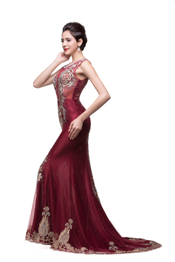 Robes de soirée bordeaux en tulle longueur balayage à coupe sirène avec appliqué