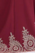 Vestidos de noche burdeos con cola de sirena, sin mangas, con apliques y falda barrida