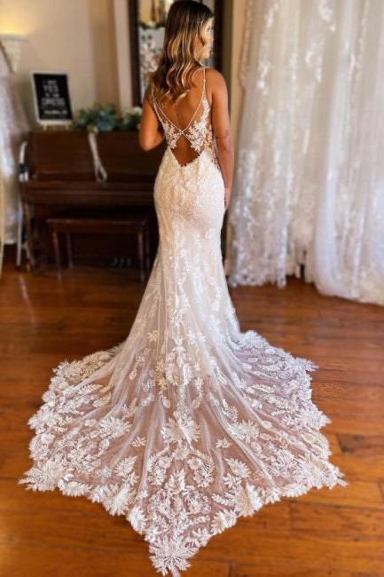 Robes de mariée sirène à bretelles spaghetti, col en V, dos nu en dentelle