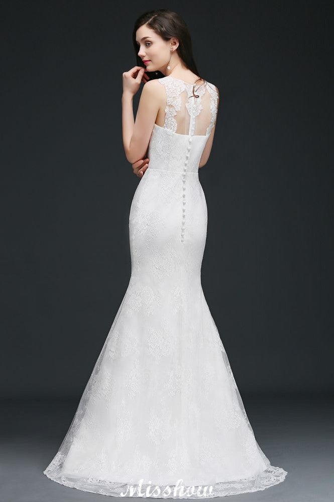 Abito da sposa a sirena con pizzo e bottoni, nuova collezione