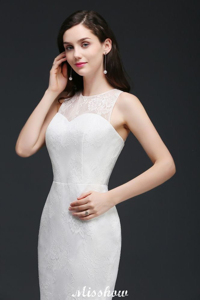 Abito da sposa a sirena con pizzo e bottoni, nuova collezione