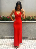 Robe de bal rouge longue jusqu'au sol, sans manches, col en V, fendue, style sirène