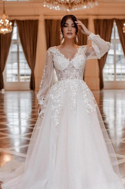 Abiti da sposa moderni a linea ad A con scollo a V in pizzo e maniche lunghe