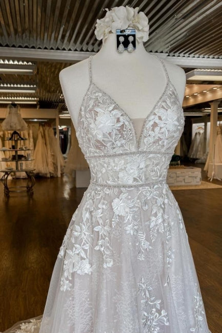 Abiti da sposa moderni a linea ad A con spalline sottili e pizzo