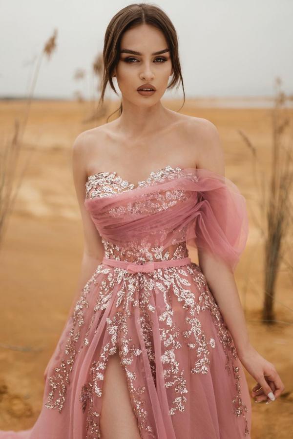 Robe de bal longue modeste en tulle et dentelle, sans bretelles, coupe trapèze, avec fente
