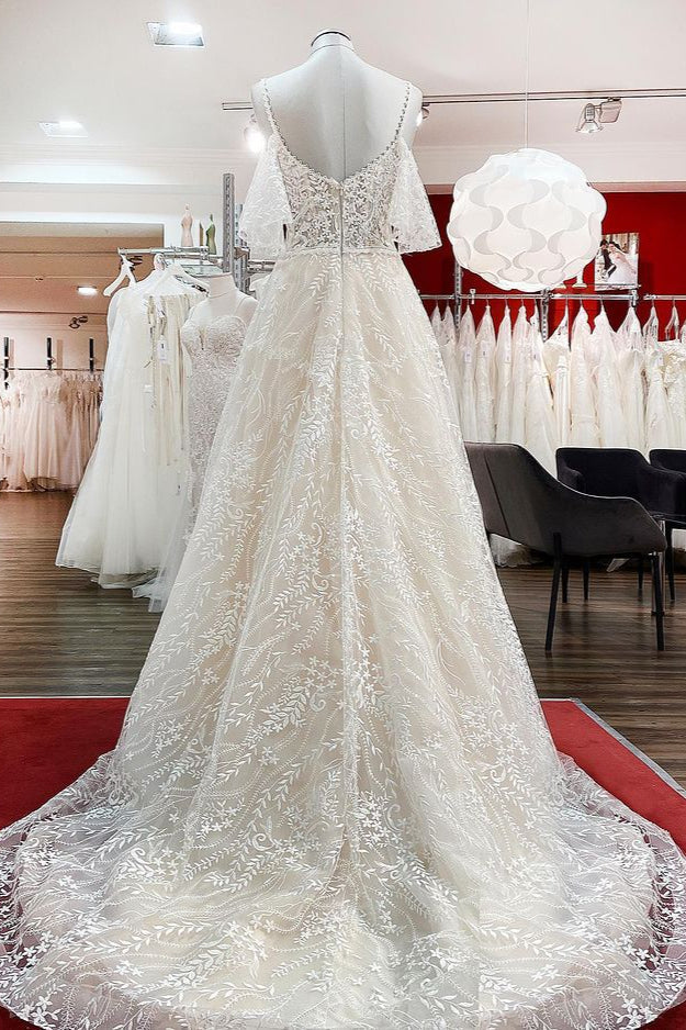 Vestido de Noiva Modesto Comprido em Linha A com Decote Coração, Tule e Aplicações de Renda, com Mangas