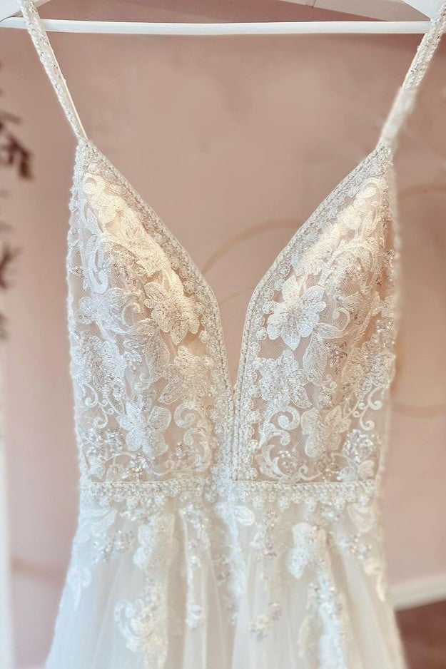 Abito da sposa modesto lungo a linea ad A con scollo a V, spalline sottili e tulle con pizzi applicati