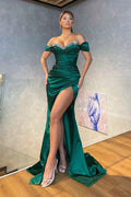 Robe de bal longue modeste en satin, décolletée épaules nues, coupe sirène avec fente