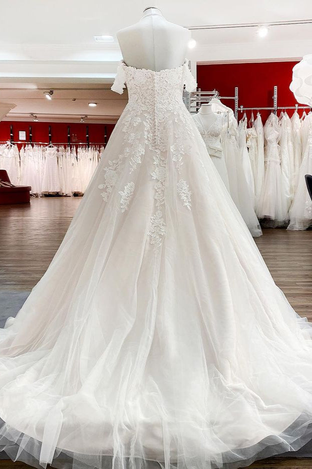 Vestido de novia de tul con encaje y hombros descubiertos, estilo princesa, modesto y largo