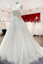Vestido de novia de tul con encaje y hombros descubiertos, estilo princesa, modesto y largo