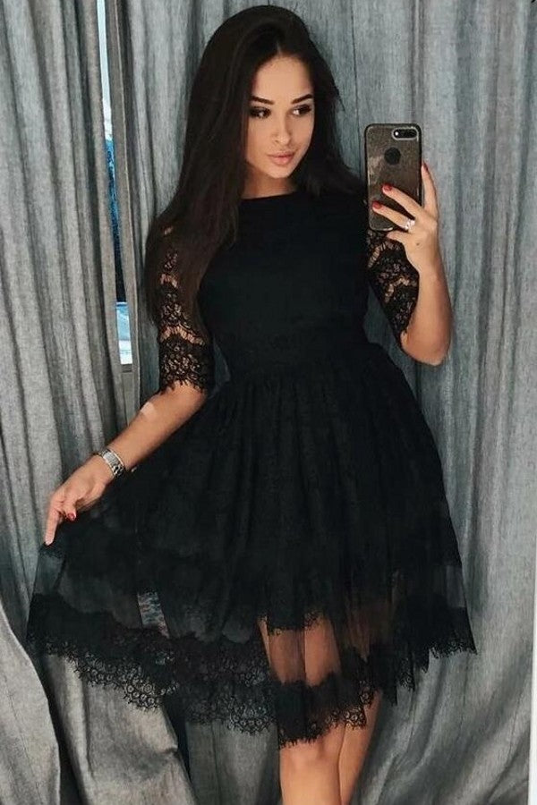 Robes de bal modestes courtes en dentelle noire à jupe évasée avec manches